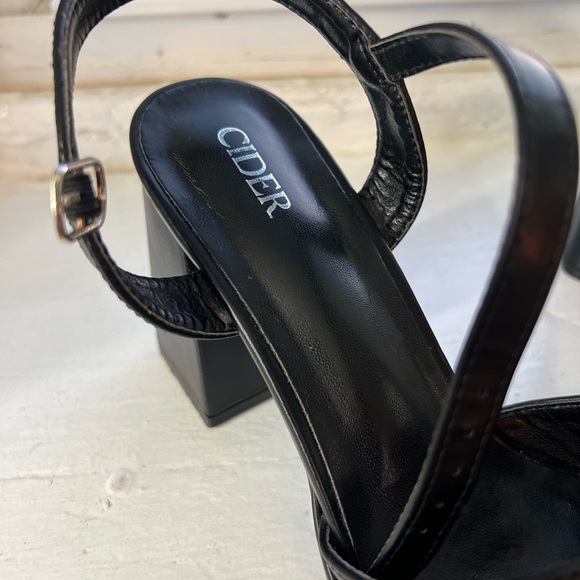 Cider chunky sandals - Picture 3 of 12